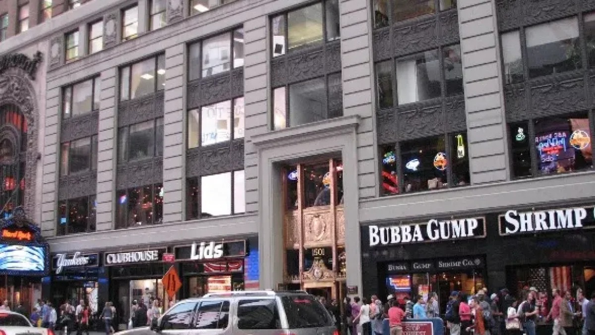 Consulado Dominicano en Nueva York Suspende Actividades por Alerta Climática