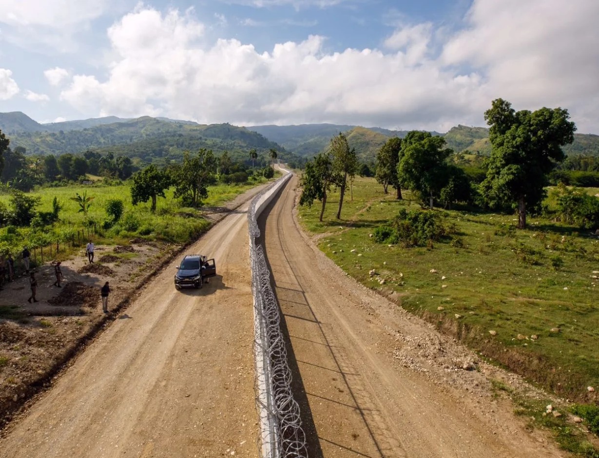 Avanza la Construcción de la Verja Fronteriza: Más de 60 Kilómetros Completados