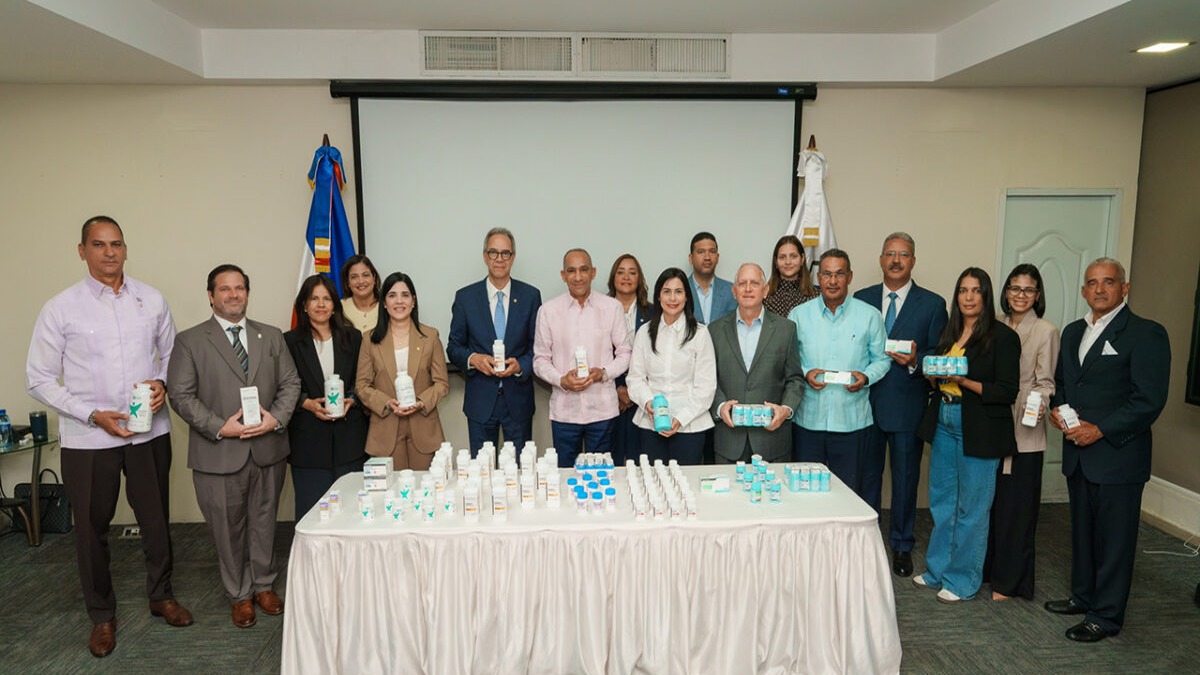 DNCD y Familias Reciben Más de Dos Mil Tratamientos Médicos