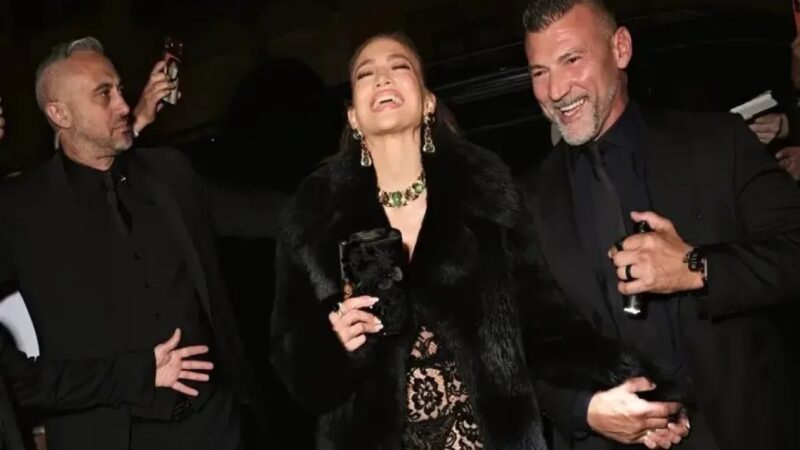 El Guardaespaldas de Jennifer Lopez Roba Miradas en Milán