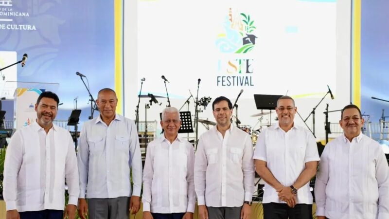 Cultura y Senado Reconocen a Gestores Culturales en Clausura del Festival Este 2026