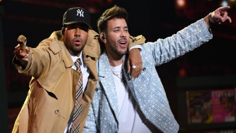 Romeo Santos y Prince Royce brillan en Premios Juventud 2026