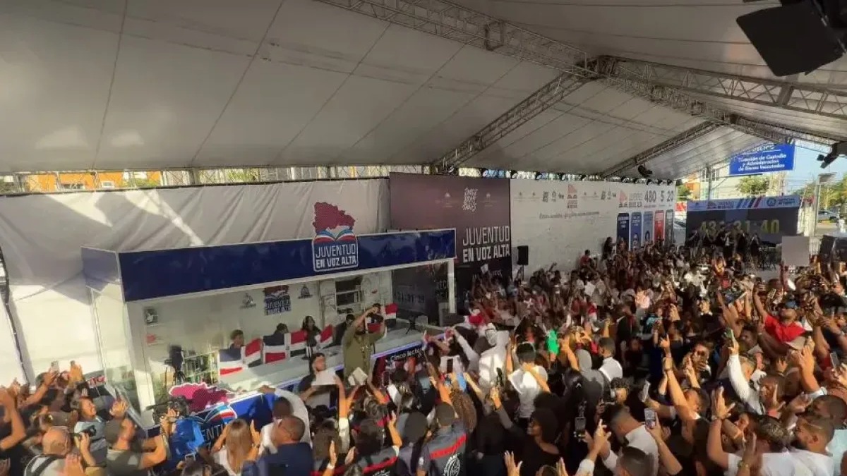 República Dominicana Rompe Récord Guinness de Lectura con Más de 500 Horas