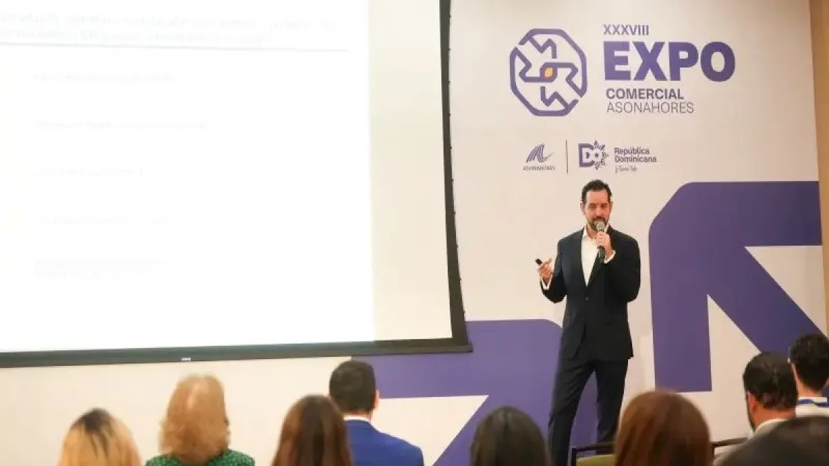 Turismo Dominicano Busca Impulsar Crecimiento con Nuevas Fuentes de Financiamiento