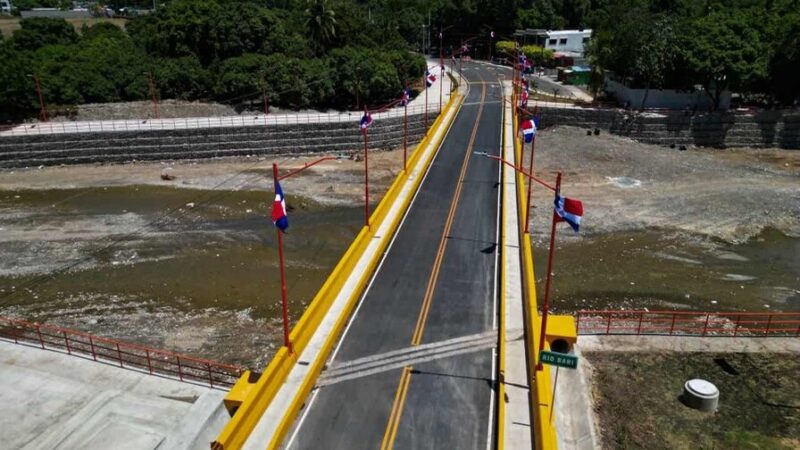 Inauguran Puente Los Hierros: Un Hito en la Conectividad de Peravia