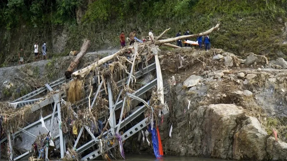Tragedia en la Frontera: Nepal y China Lamentan Más de Mil Muertos por Riada