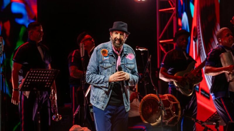 Juan Luis Guerra se une a la celebración de Ramón Orlando