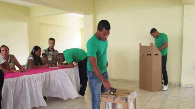 Claridad sobre el Uso del T-shirt Verde en Cárceles Dominicanas