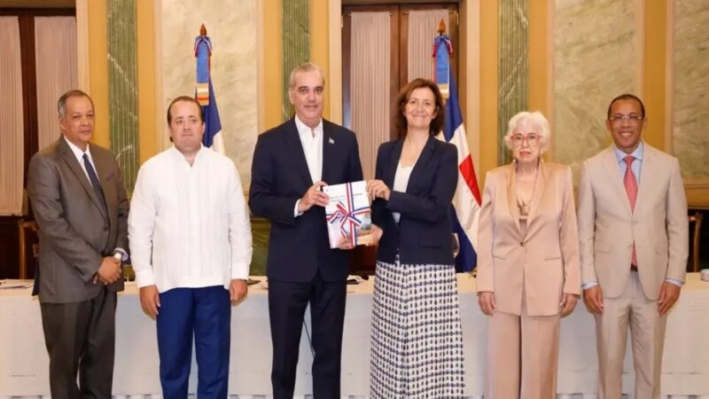 OCDE Destaca Progreso de República Dominicana en Integridad Pública y Sugiere Nuevas Reformas