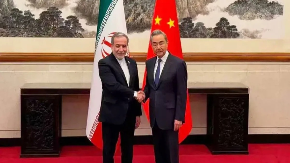 China Insta a Irán y EE.UU. a Reactivar el Diálogo de Paz y Reabrir Ormuz