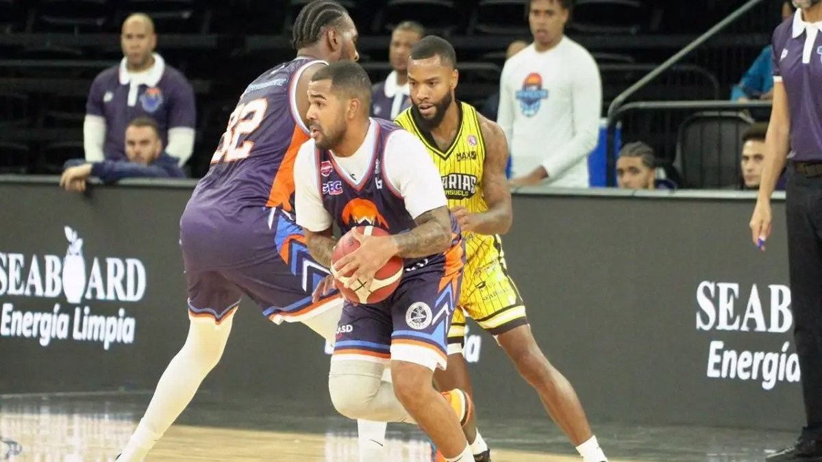 Los Prados Brillan en el 50 Aniversario del TBS Distrito