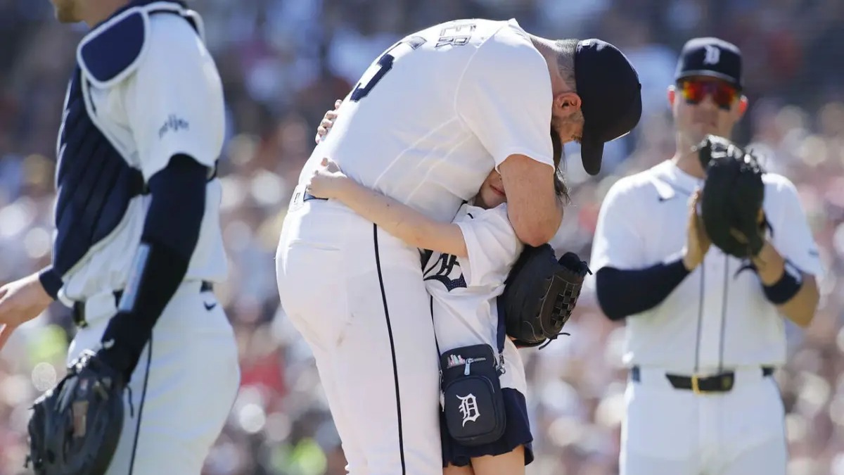 Justin Verlander se despide del béisbol con emotivo adiós en Detroit