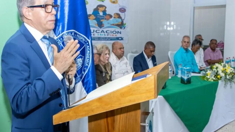 Dionicio Hernández Presenta Libro sobre Mario Nelson Galán Durán