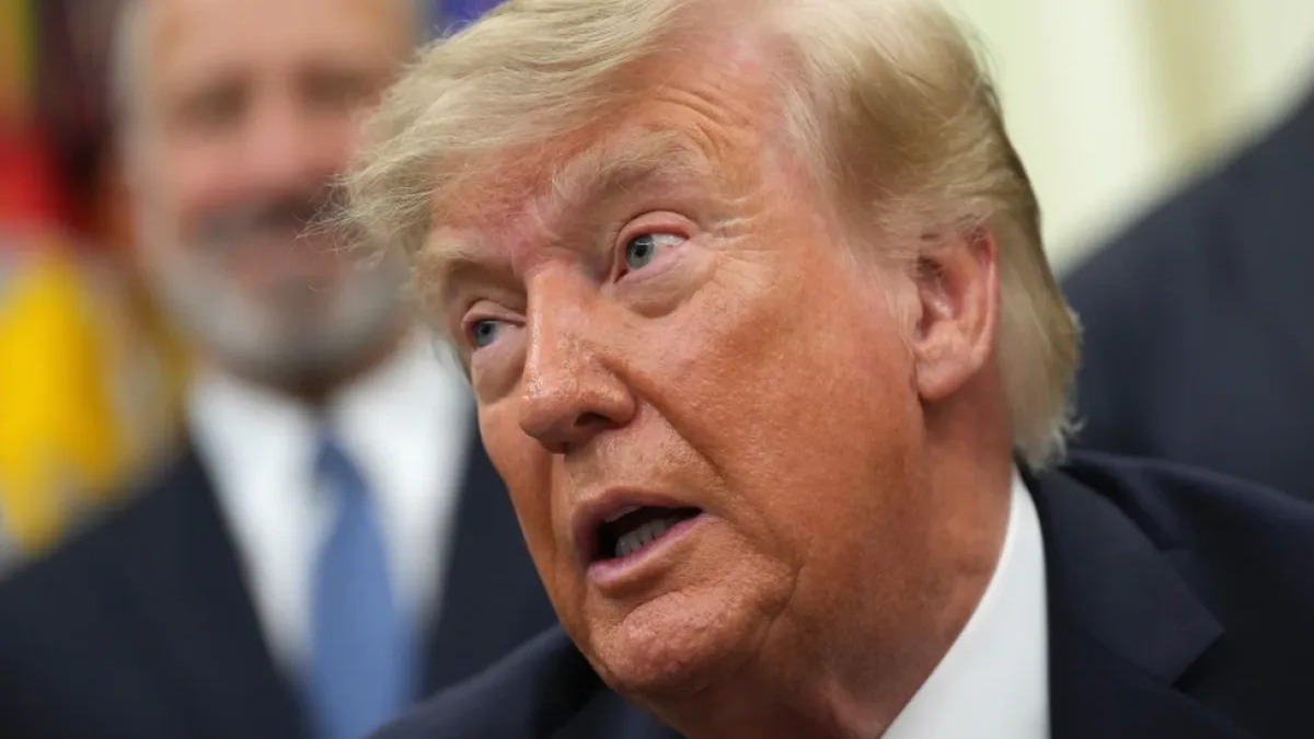 Retraso en el Despegue del Avión Catarí de Donald Trump por Pruebas de Seguridad