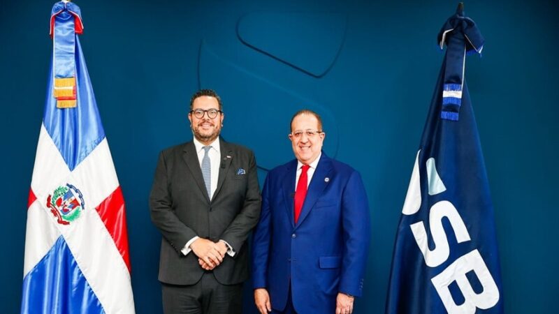 Enmanuel Cedeño Asume como Nuevo Superintendente de Bancos en RD