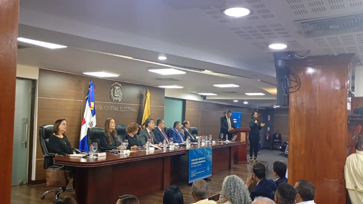 Desinterés Electoral: Un Desafío para la Democracia Dominicana en 2024