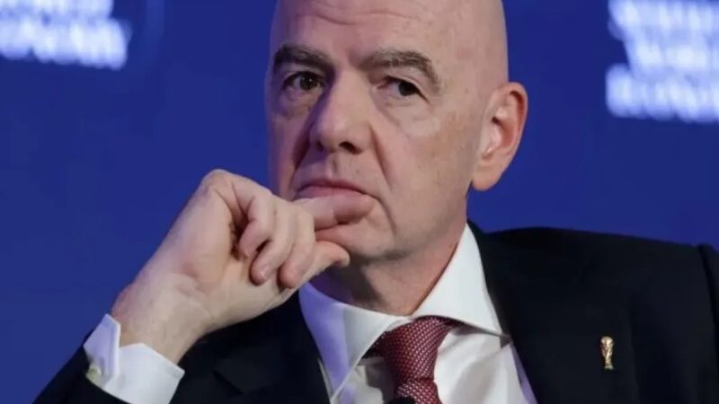 Infantino Aboga por el Diálogo en Medio de la Controversia por Derechos del Mundial