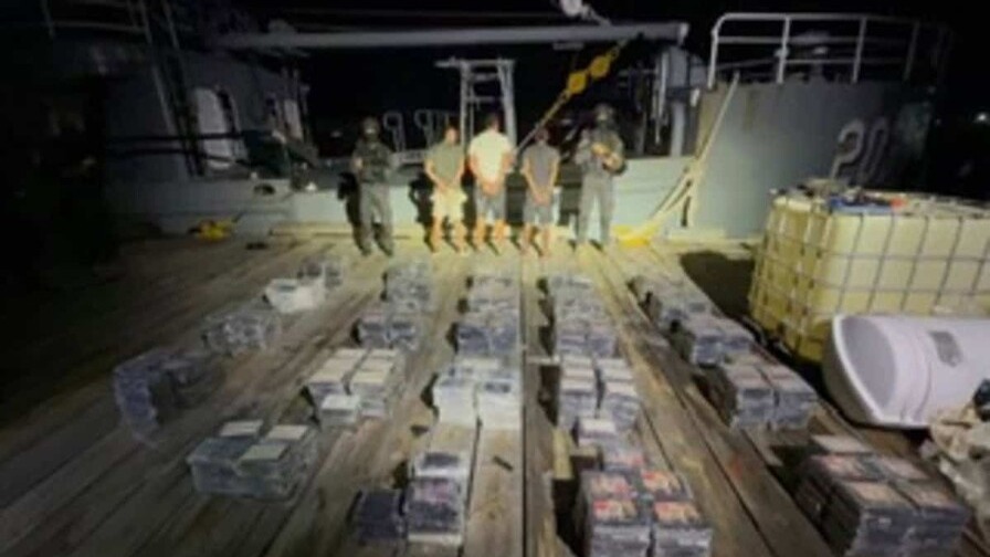 Operativo de la DNCD en Baní Decomisa Gran Carga de Cocaína