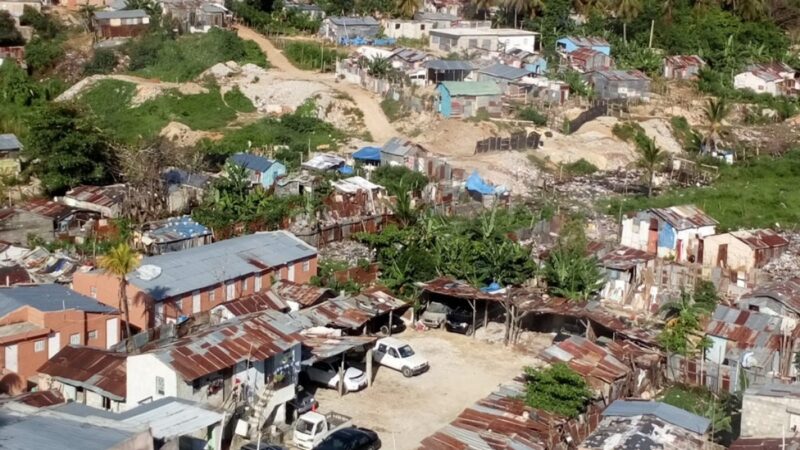 La Pobreza en República Dominicana Desciende al 13.75% en 2026
