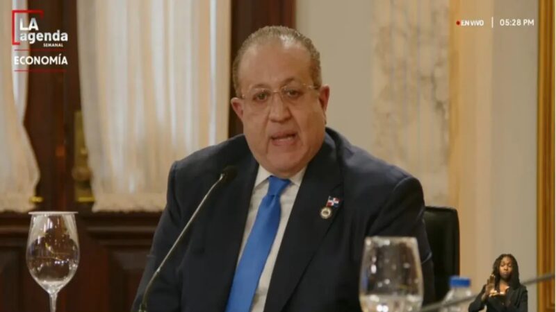 Inversión Pública en República Dominicana Crece un 34%, Según Magín Díaz