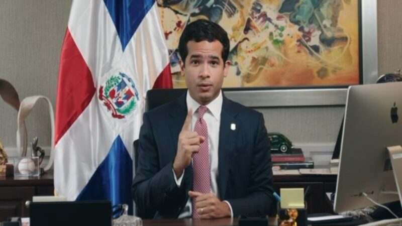 Omar Fernández se Opone a la Enseñanza del Creole en Escuelas Dominicanas