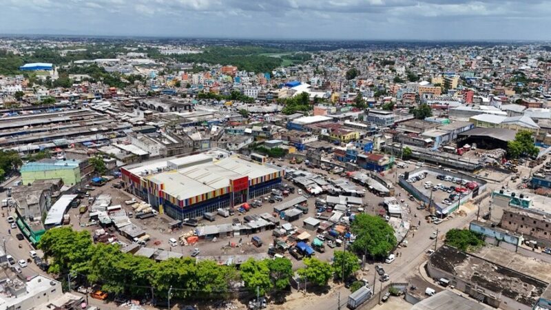 Inversiones Millonarias en Obras Públicas Abandonadas en Santo Domingo
