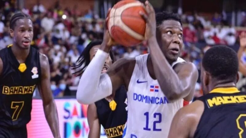 Ángel Delgado: Un Revés en el Momento Crucial para el Baloncesto Dominicano