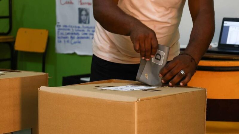 Desafíos de Participación Electoral para Dominicanos en el Exterior