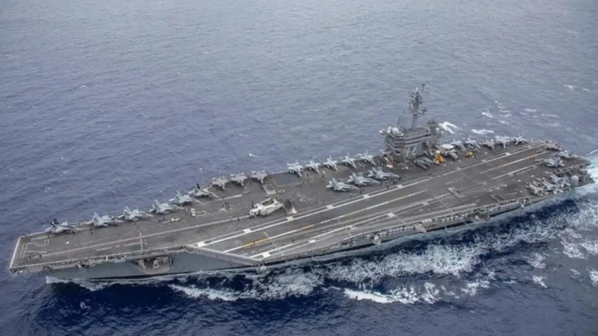 El USS Abraham Lincoln Regresa a San Diego Tras Misión Prolongada en Medio Oriente