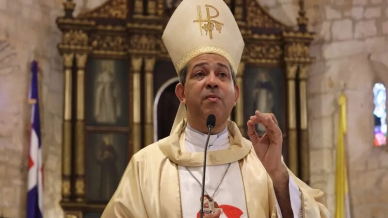Monseñor Morel Diplán Asume el Arzobispado de Santo Domingo