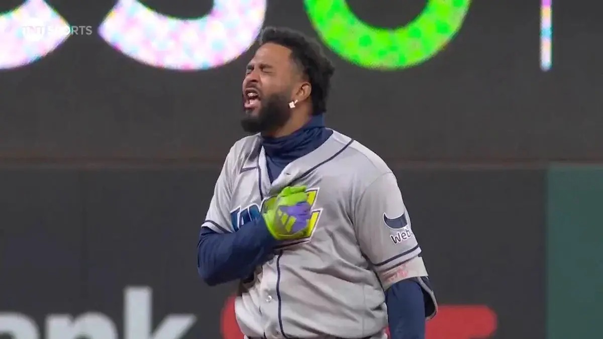 Junior Caminero Impulsa a los Rays en la Serie de Campeonato