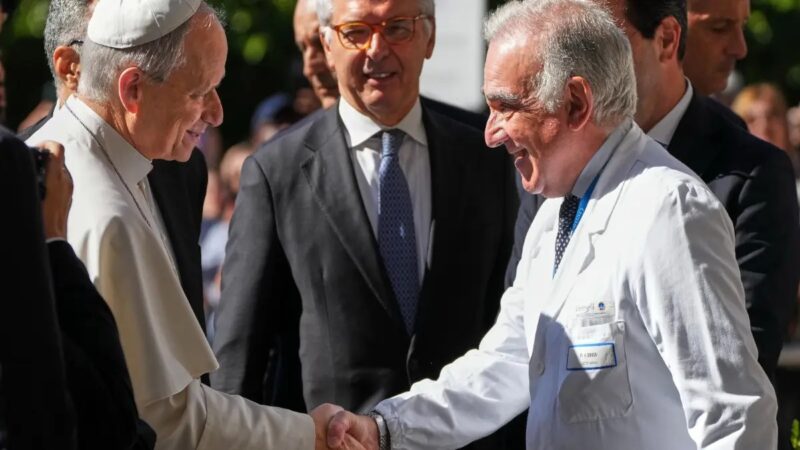 El Papa León XIV se Recupera Exitosamente de Cirugía Pulmonar en Roma