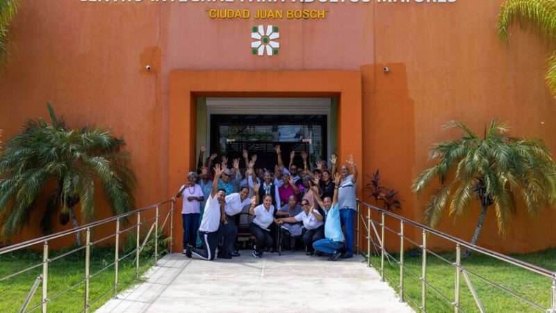 Centro de Atención Integral: Un Refugio de Vitalidad para Adultos Mayores en Ciudad Juan Bosch