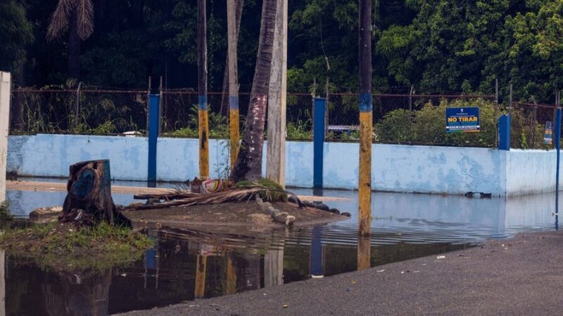 Onda Tropical Provoca Lluvias Intensas en República Dominicana