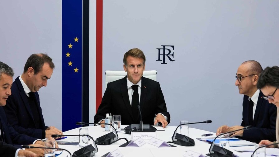 Macron Condena Violencia en Protestas por Aumento del Costo de Vida en Francia