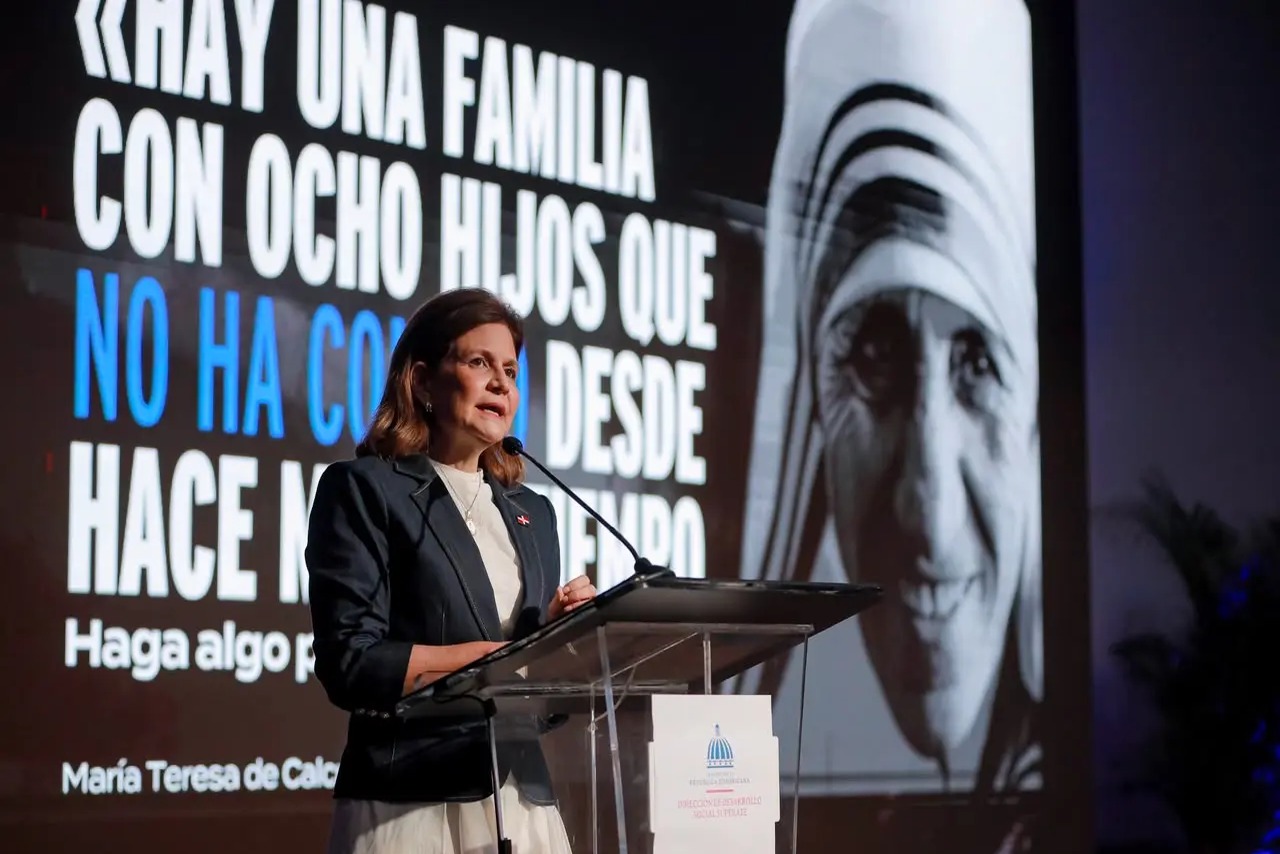 Raquel Peña Destaca Avances en Reducción de la Pobreza y Promoción de Oportunidades