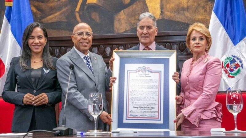 Artistas Dominicanos Reciben Honores por su Contribución Cultural