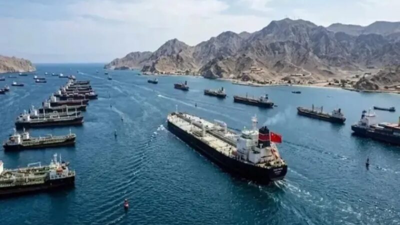 Irán Considera Propuesta de EE. UU. para Reabrir el Estrecho de Ormuz