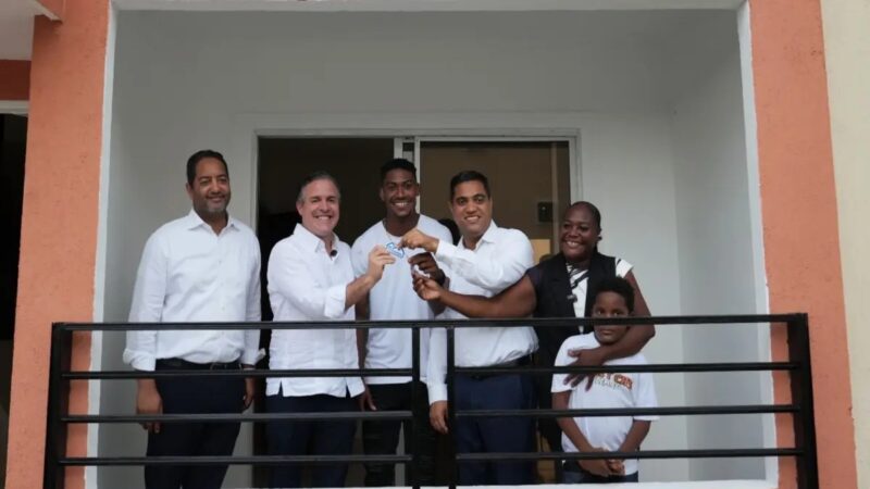 Christopher Melenciano: Un Sueño Hecho Realidad Más Allá de la Pista