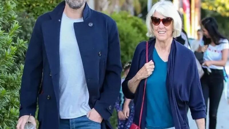 Ben Affleck se Abre Sobre la Pérdida de sus Padres en una Emotiva Entrevista