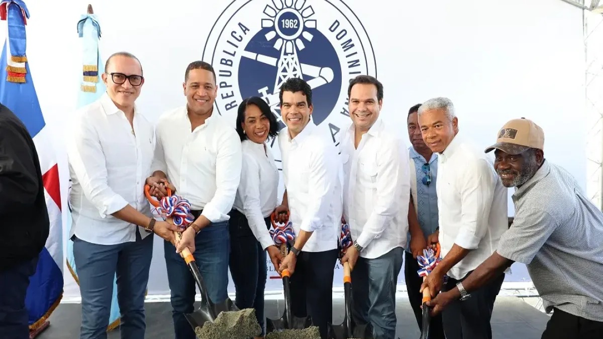 Wellington Arnaud Inicia Importante Proyecto de Alcantarillado en San Juan