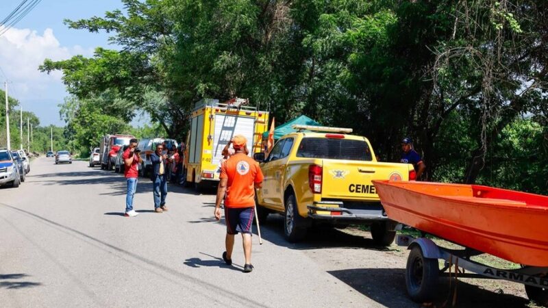 Intensa Búsqueda de Adolescente Desaparecida en el Río Yaque del Norte
