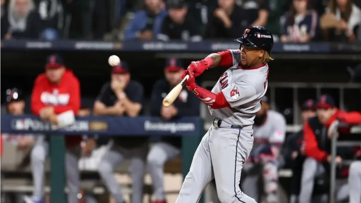 José Ramírez Resurge como Héroe en la Serie Divisional