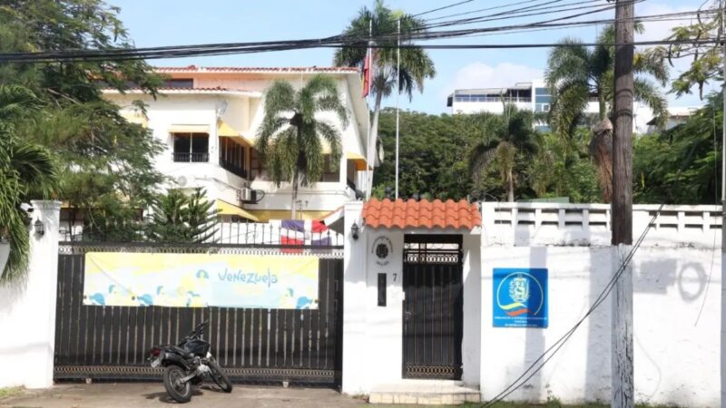 Venezolanos en República Dominicana Exigen Reapertura del Consulado en Santo Domingo