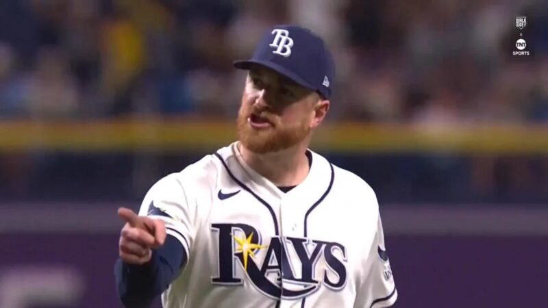 Drew Rasmussen Brilla en la Victoria de los Rays sobre los Yankees