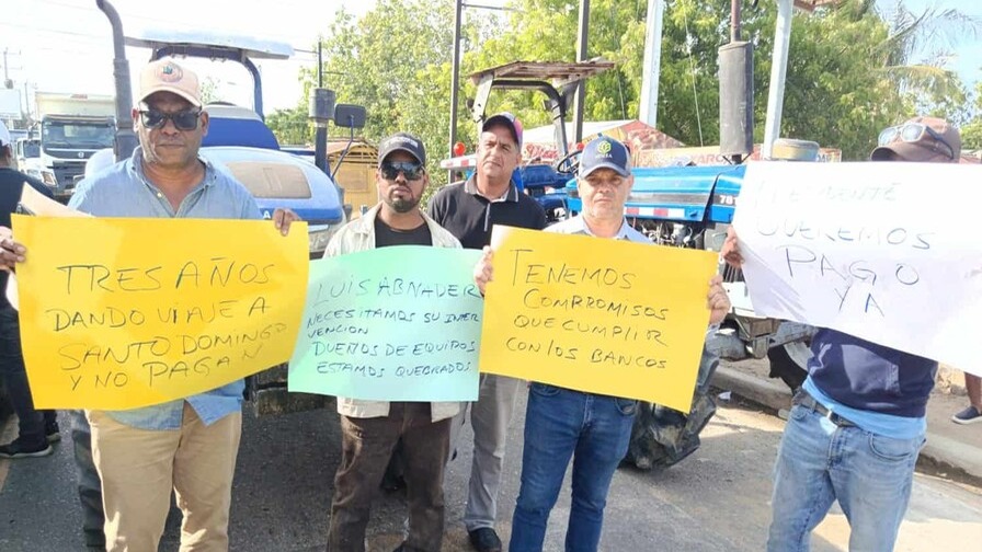 Propietarios de Equipos Exigen Pago por Proyecto La Cruz de Manzanillo