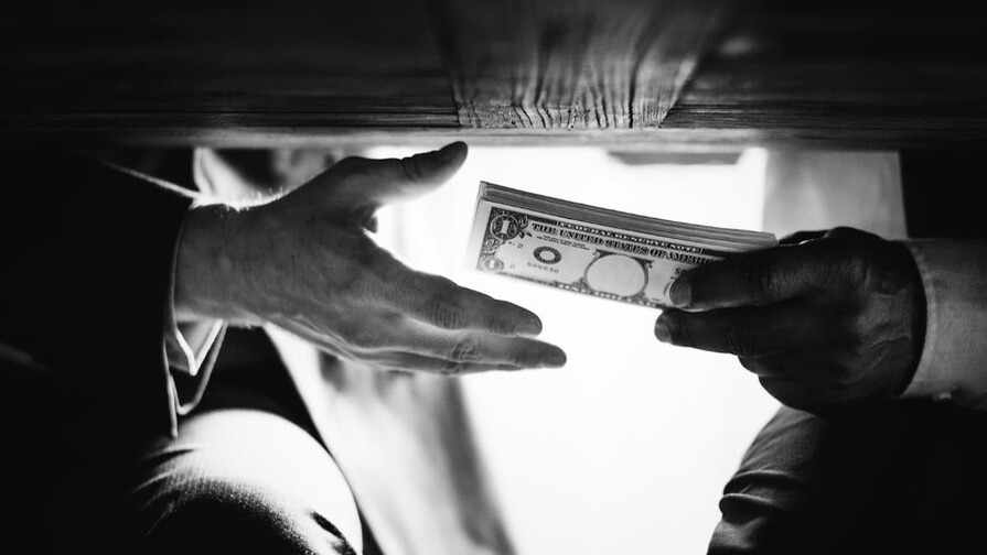 Corrupción en la Administración Pública: Un Desafío Persistente para la Democracia Dominicana