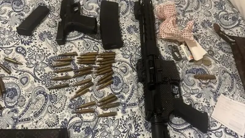 Detenido Alemán en Juan Dolio con Armas y Miles de Dólares