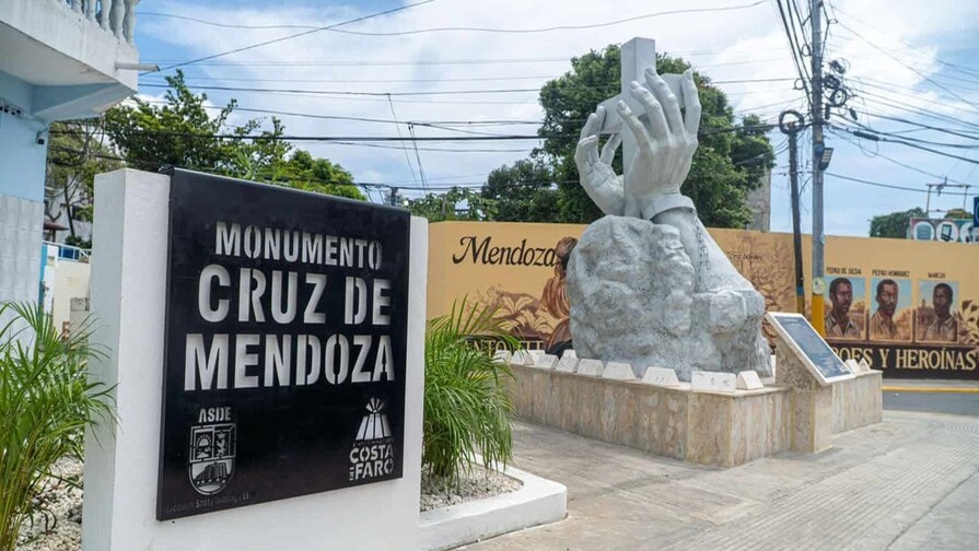 La Cruz de Mendoza: Un Monumento Rescatado en Santo Domingo Este