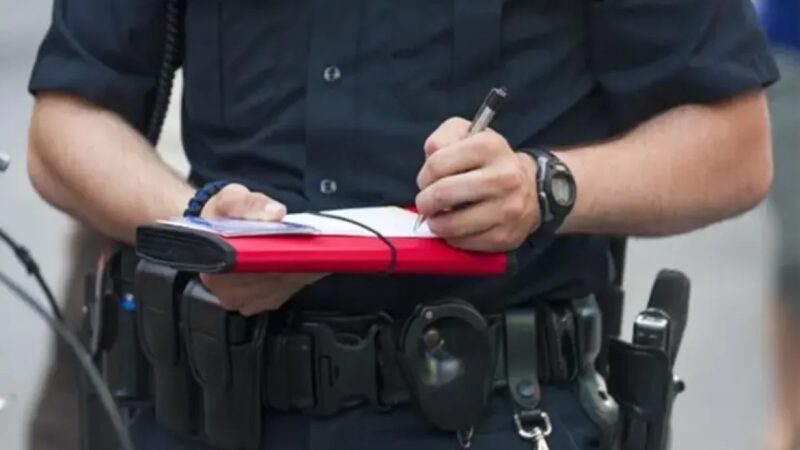 Propuesta en Nueva York para Eliminar Multas por Escupir en la Calle